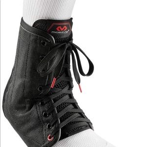 Lace up ankle braces